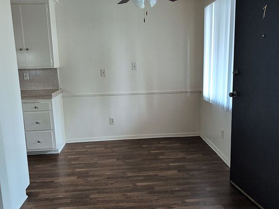 3rd image of 11817 Beverly Blvd APT 7