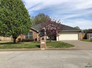 209 Merri Ln, Whitehouse, TX 75791