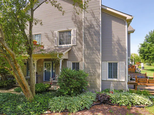 2220 Colorado Ave #2220, Elgin, IL 60123