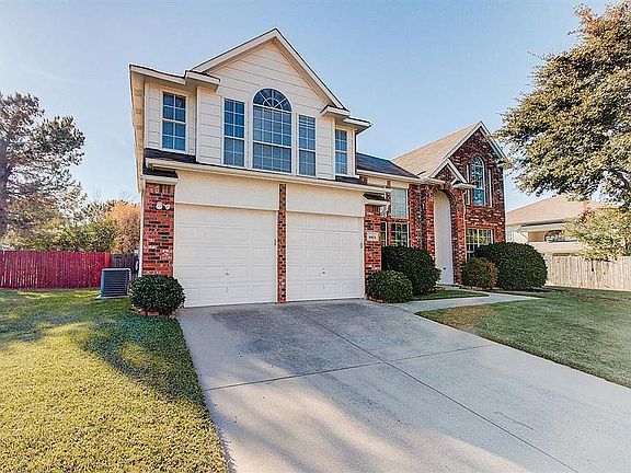 3rd image of 6871 Genevieve Dr