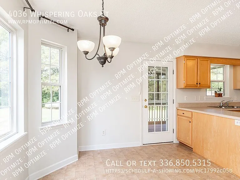 4036 Whispering Oaks Ct — Photo 25