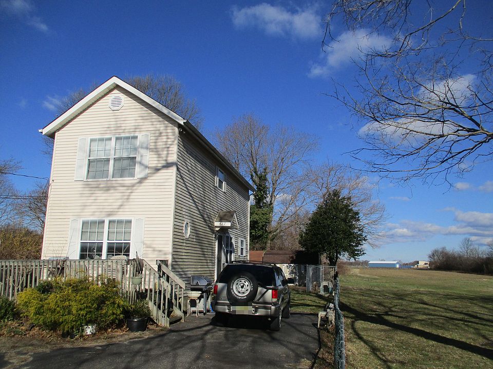 687 Fairview Ave, Hammonton, NJ 08037 Zillow