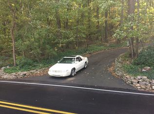 3250 Indian Rock Dam Rd, York, PA 17408