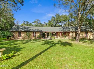 145 Country Circle Dr E, Port Orange, FL 32128