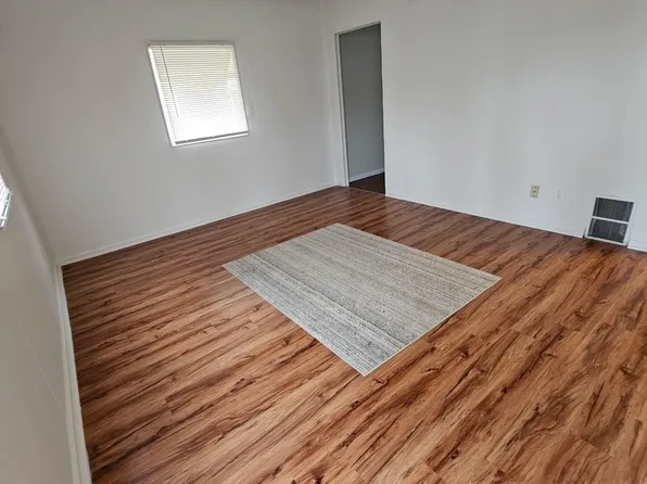 6725 Wanda Ave, Saint Louis, MO 63116