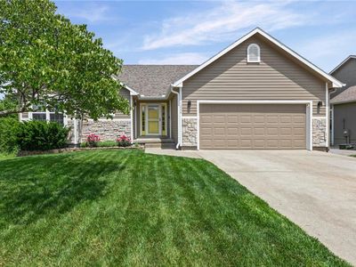 1224 Greenbrier Dr, Eudora, KS, 66025