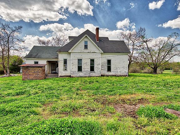 3rd image of 2097 Wilson Pike Lot 2