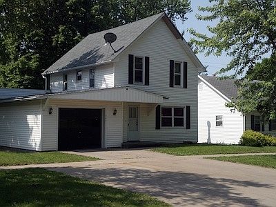 2nd image of 306 E 4th St