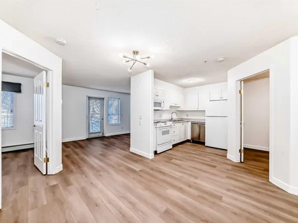 6818 NW Pinecliff Grv NE #3129, Calgary, AB T1Y 7L2