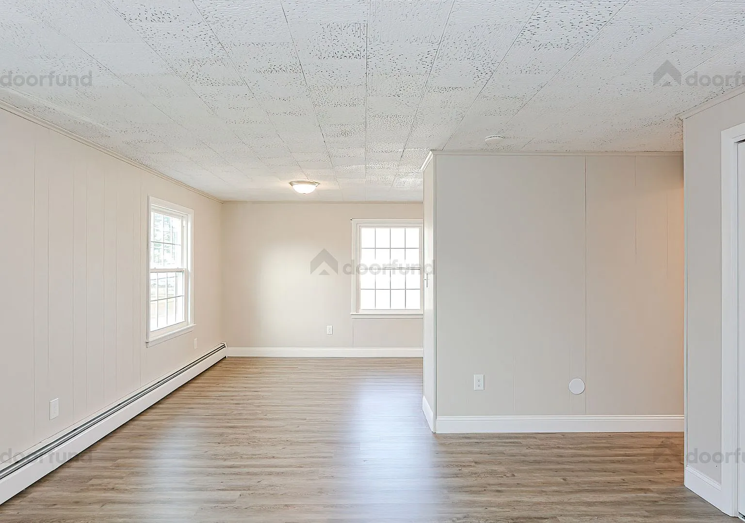 16 Harvard Rd — Photo 1