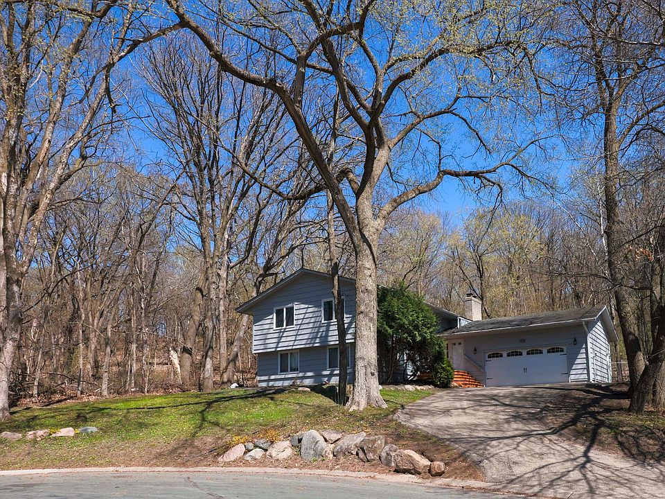 1st image of 1204 Carlson Lake Ln