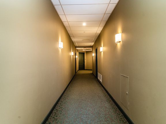 5th image of 1124 Lake St Unit 701