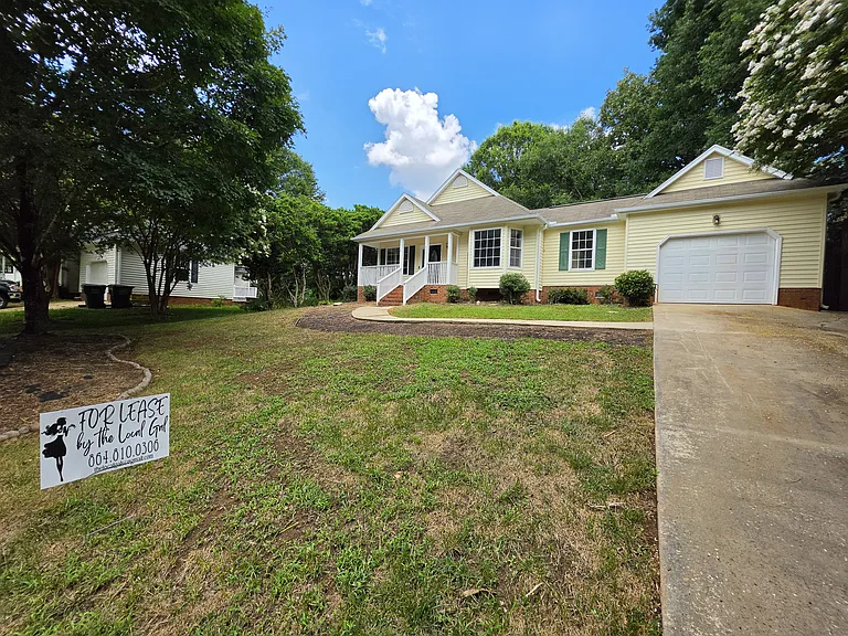503 Dunwoody Dr — Photo 2