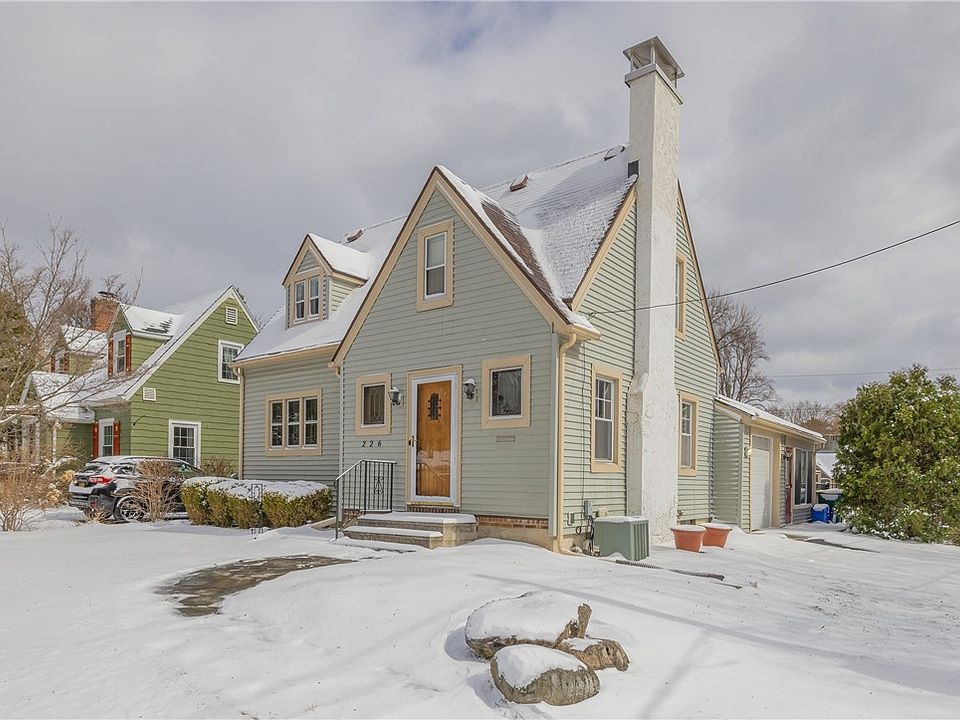 1st image of 226 Meadow Dr