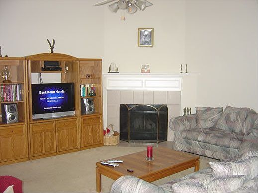 3rd image of 3501 Quartz Dr