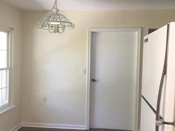 5th image of 1251A Hamilton Ct #100A