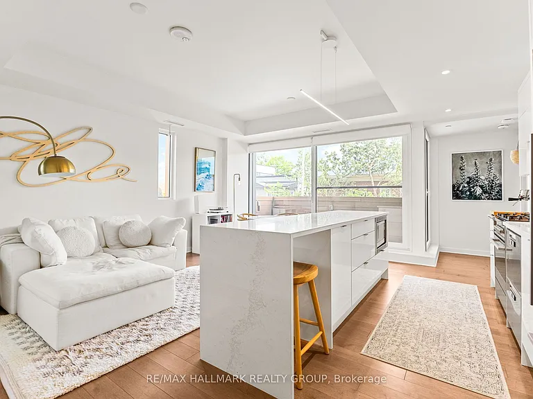 135 Barrette St #207 — Photo 8