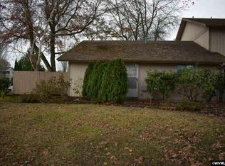 523 32nd Ave SE APT 1, Albany, OR 97322