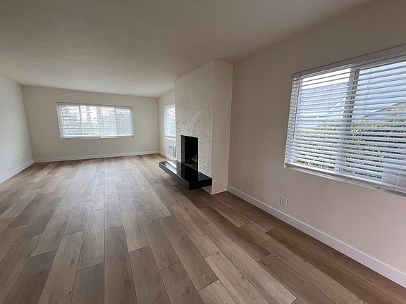 3rd image of 3901-3905 Vineland Ave #3903-1/2