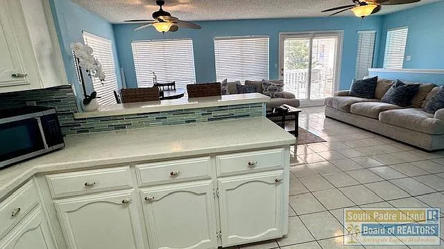 108 W Capricorn Dr — Photo 11