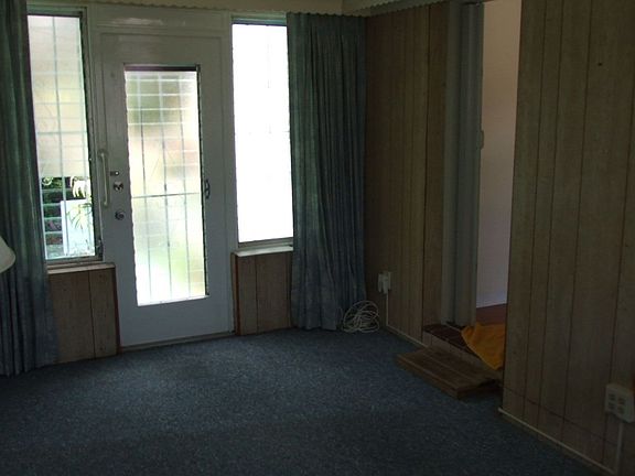 Den/bedroom 3