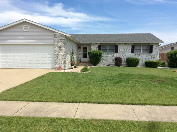 736 N Monroe Ave, Bradley, IL 60915