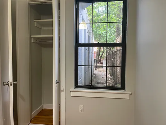 Rented by RENTBK LLC | media 12