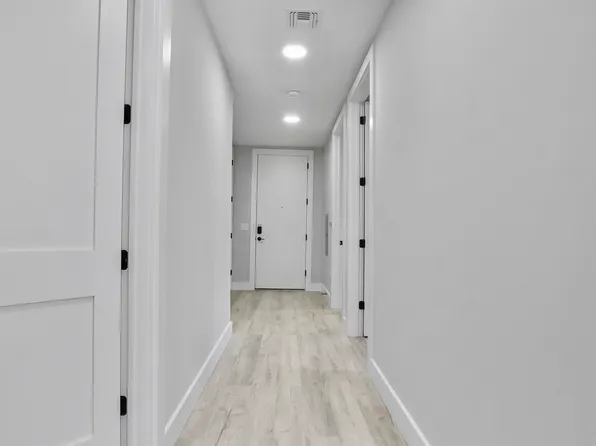 187 Culver Avenue image 5 of 16