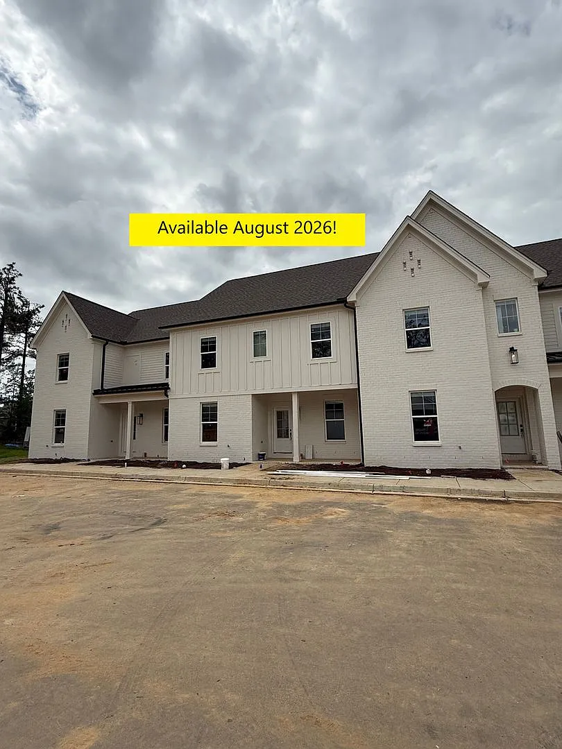 Patterson Place — Photo 1