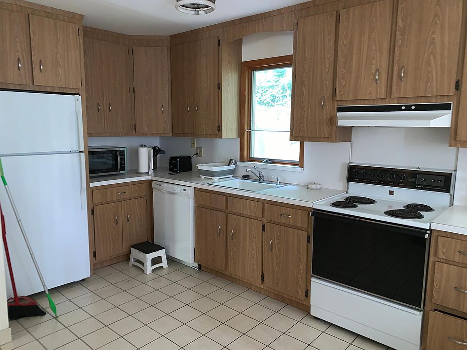 1st image of 16 Long Br APT B