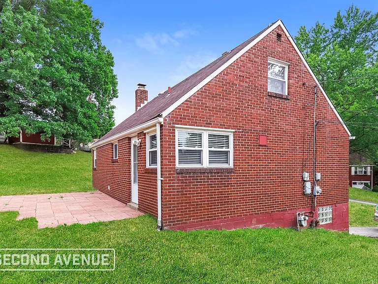 641 Penny Dr — Photo 16