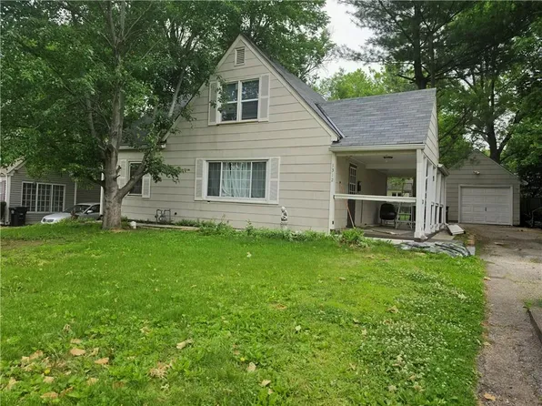 1312 W 29th St S, Independence, MO 64052