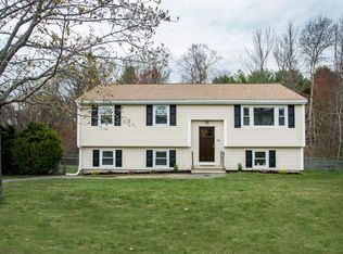 103 Chippy Ln, Methuen, MA 01844