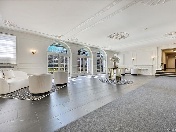 4th image of 819 Broadway #1-G