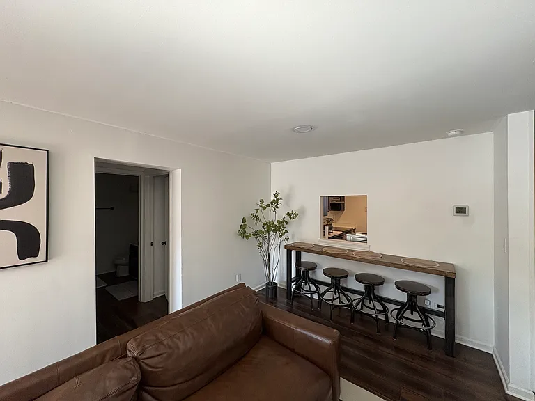 4235 Stockbridge Dr — Photo 17