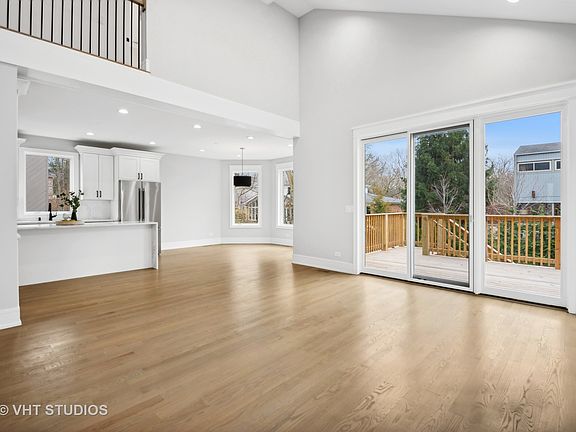 4th image of 1146 Marion Ave
