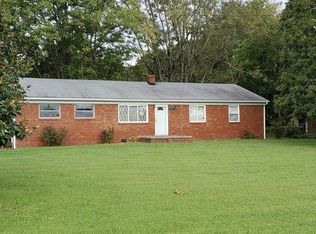 3857 Hinshaw Ctry Rd, Liberty, NC 27298