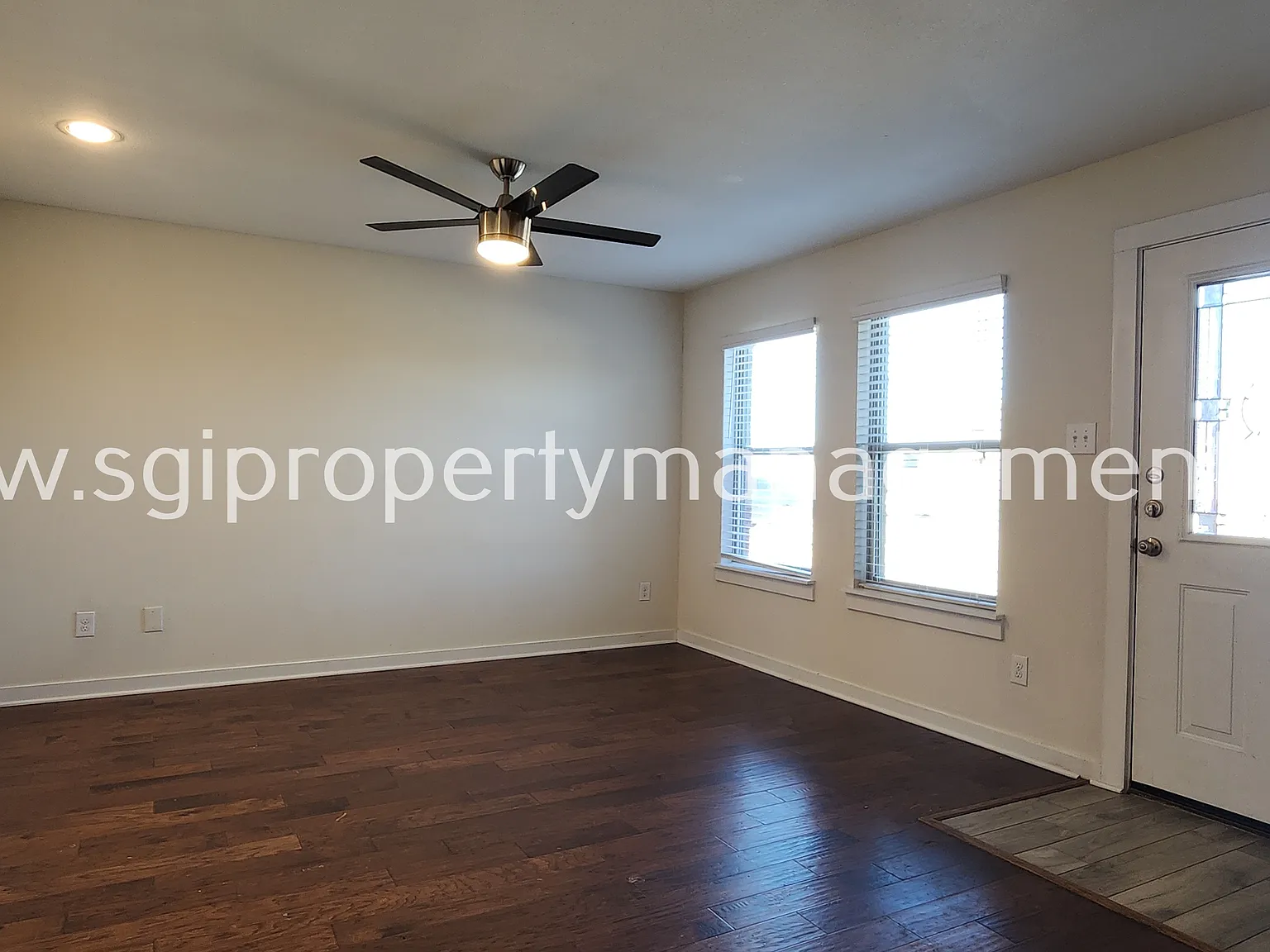 Fabulous half duplex — Photo 2