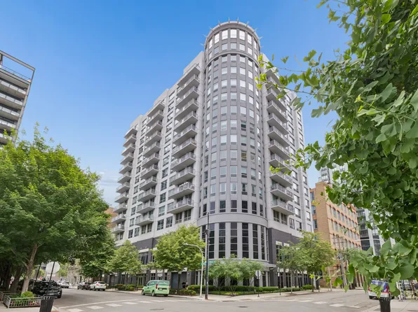 421 W Huron St APT 1309, Chicago, IL 60654