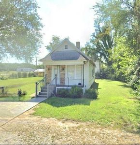 1728 Division Ave, East Saint Louis, IL, 62205