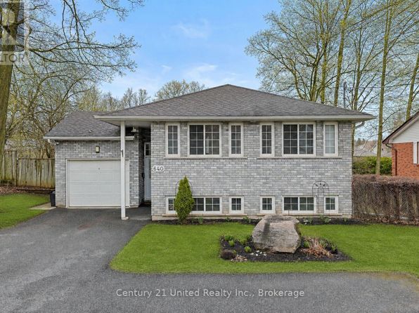 640 Brealey Dr #1, Peterborough, ON K9K 2M7