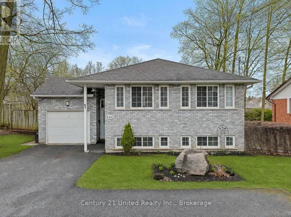 640 Brealey Dr #1, Peterborough, ON K9K 2M7