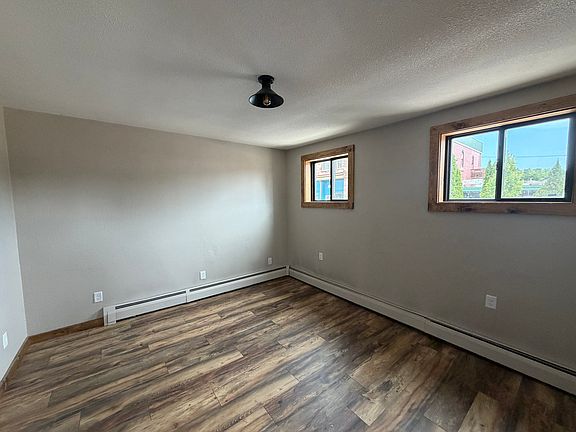 2nd image of 501 Iron St #1