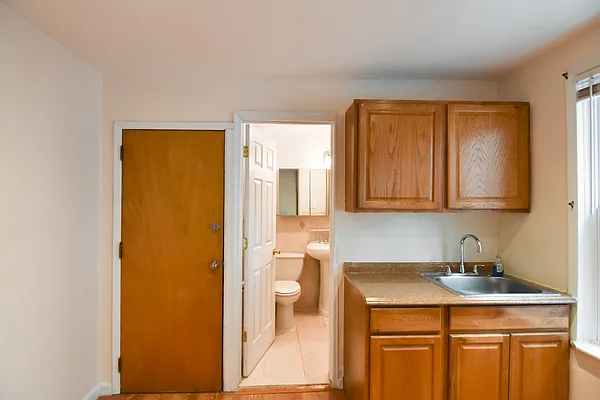 Rented by The Agency | media 7