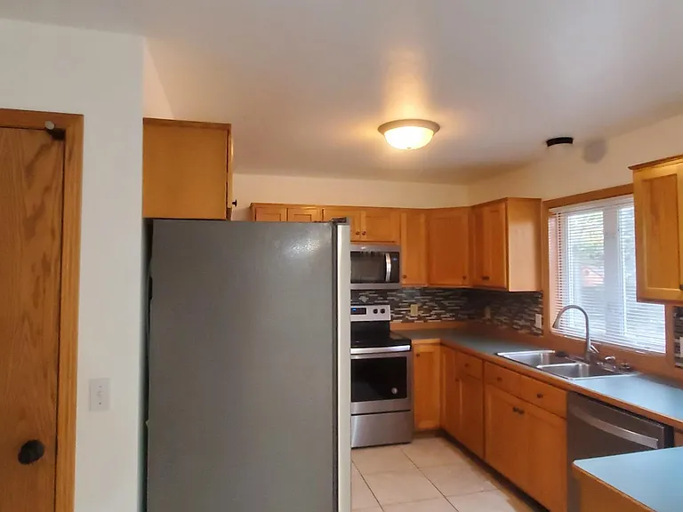 1242 Lake Elmo Dr — Photo 8