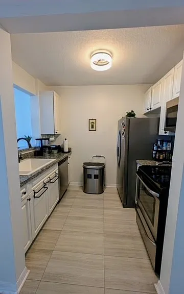 900 SW 8th St #1002 — Photo 14