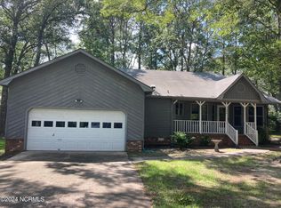 279 Gatewood Dr, New Bern, NC 28562