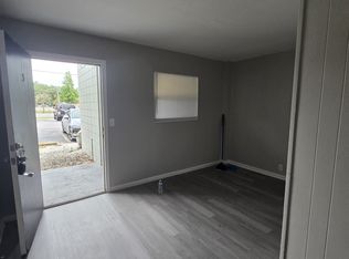 1703 W Reynolds St APT 3, Plant City, FL 33563