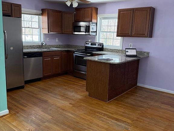 5th image of 3548 Forestdale Ave
