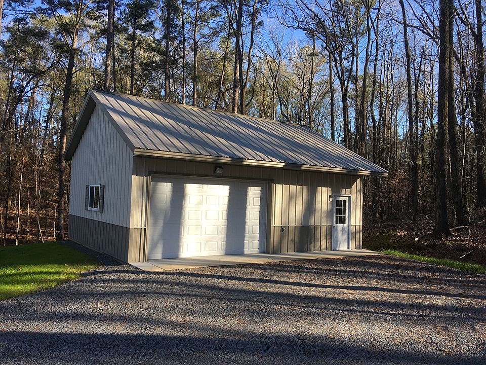 24x 30 Detached shop/garage